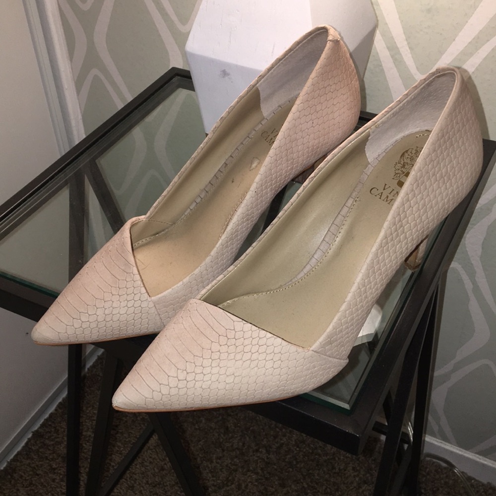 Vince Camuto heal